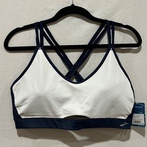 Brooks sports bra